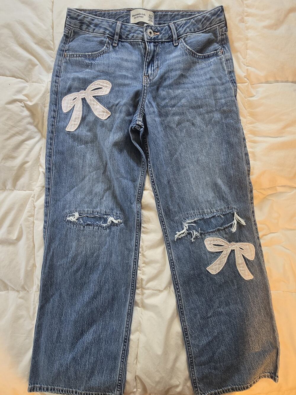 Abercrombie Kids Girl’s Low-Rise Baggy Jeans 15/16 short Pink Bow Adjustable
